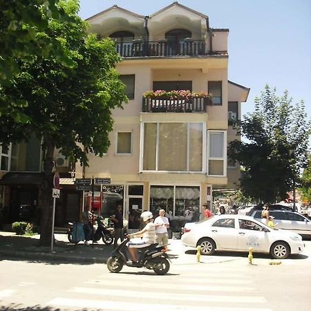 Apartments Mostrovi Ohrid Esterno foto