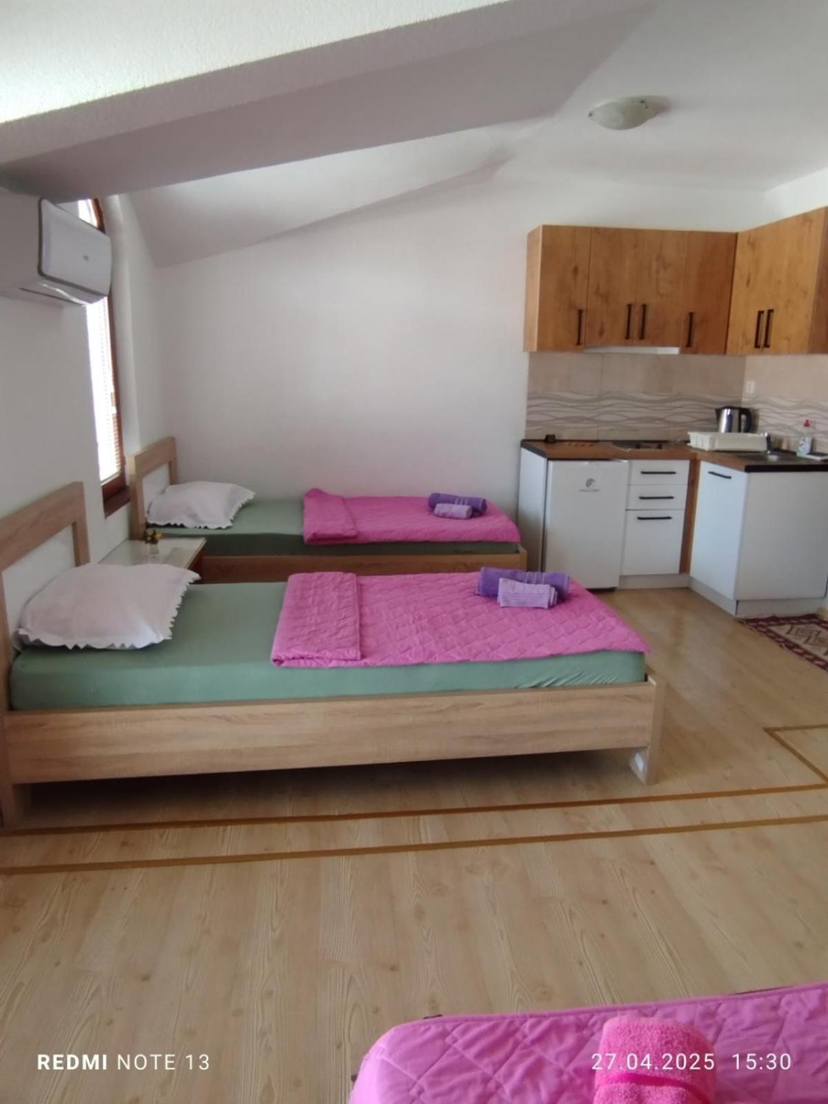 Apartments Mostrovi Ohrid Esterno foto